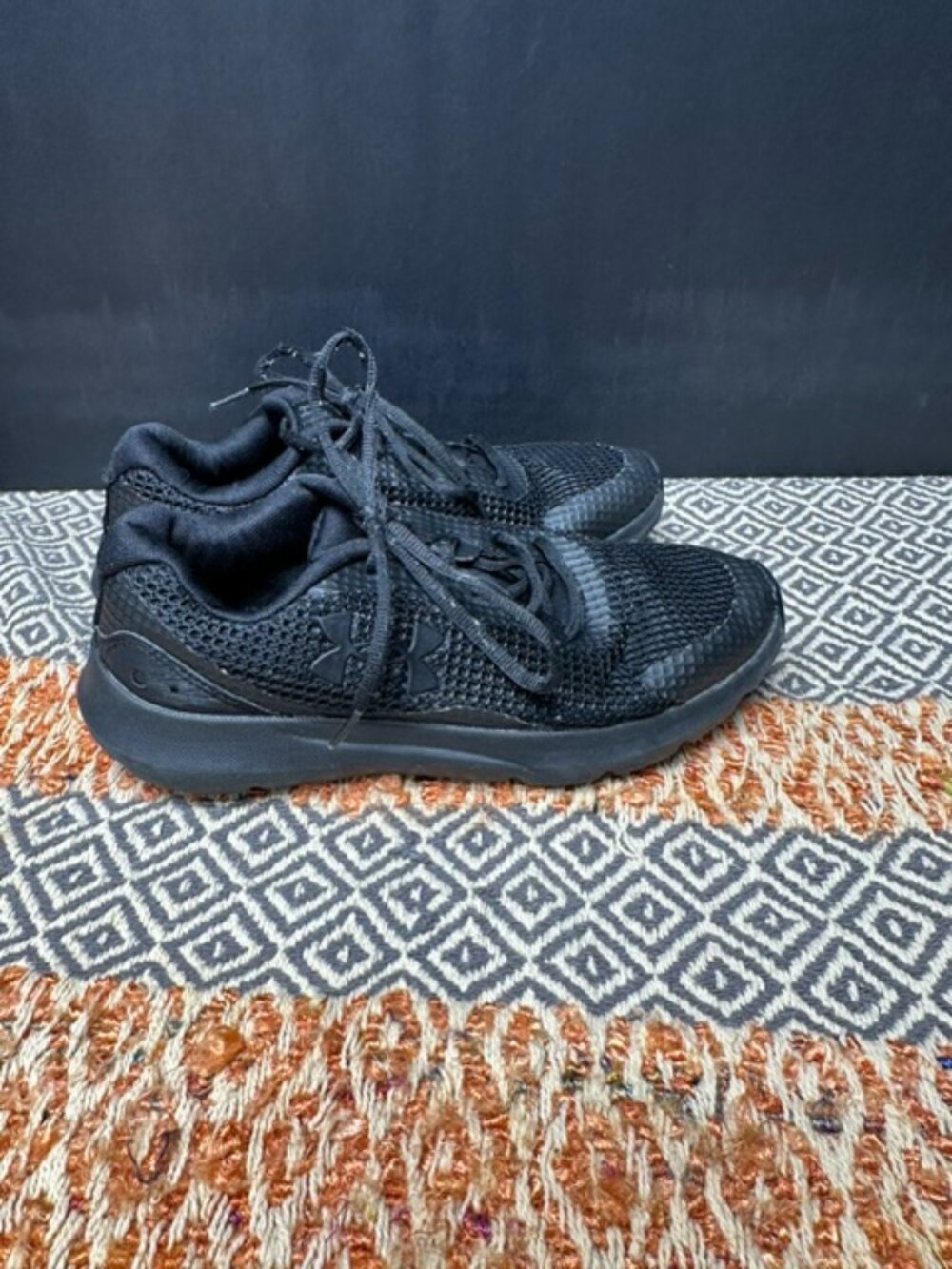 Under Armour Surge Woman's Size 8.5